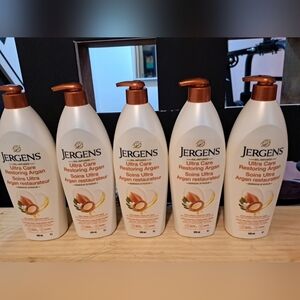 Lot Of 5 New Jergens Oil-Infused Ultra Care Restoring Argan Lotion Set